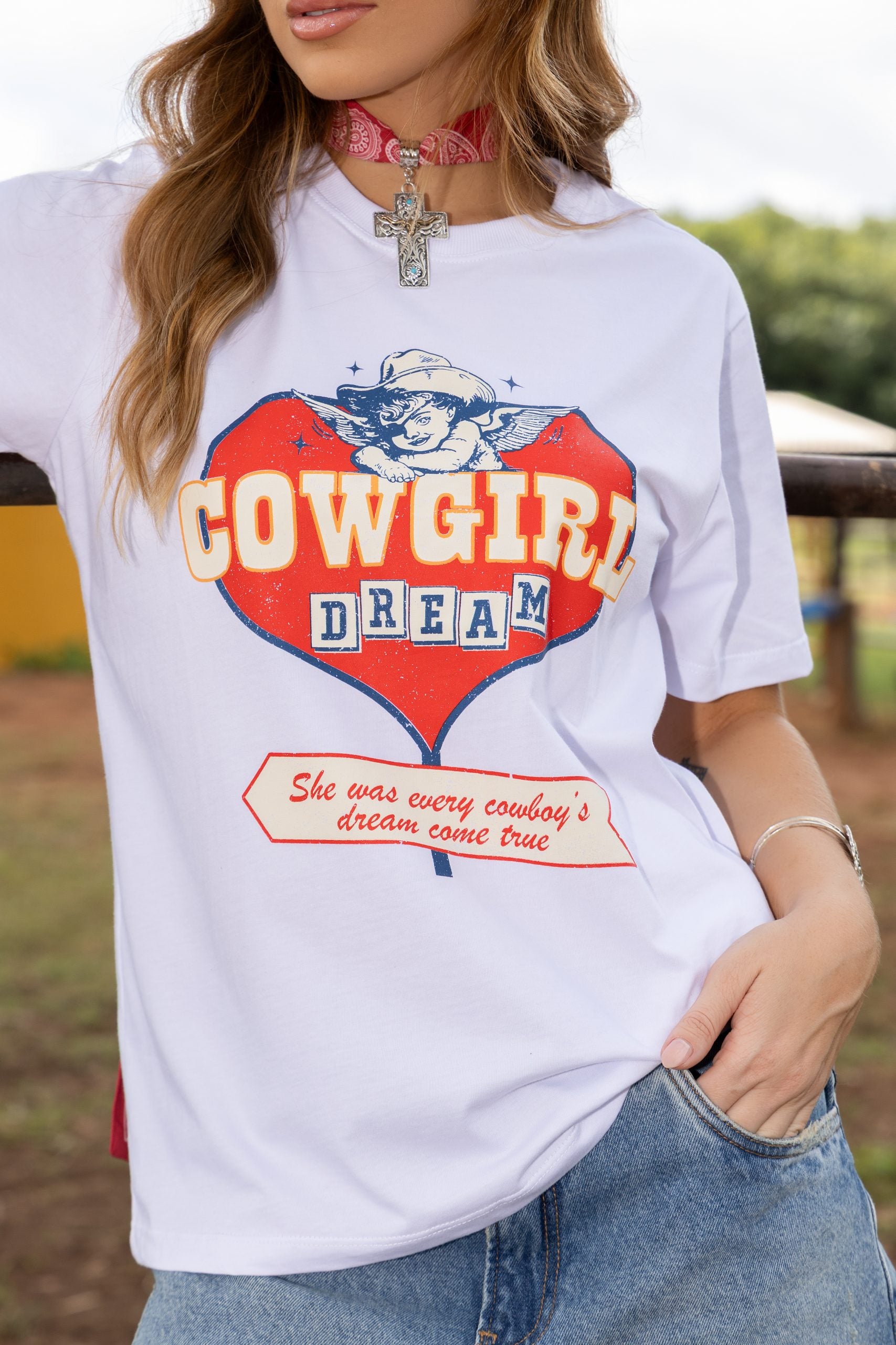 T-SHIRT OVER COWGIRL