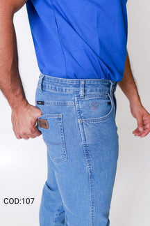 10738