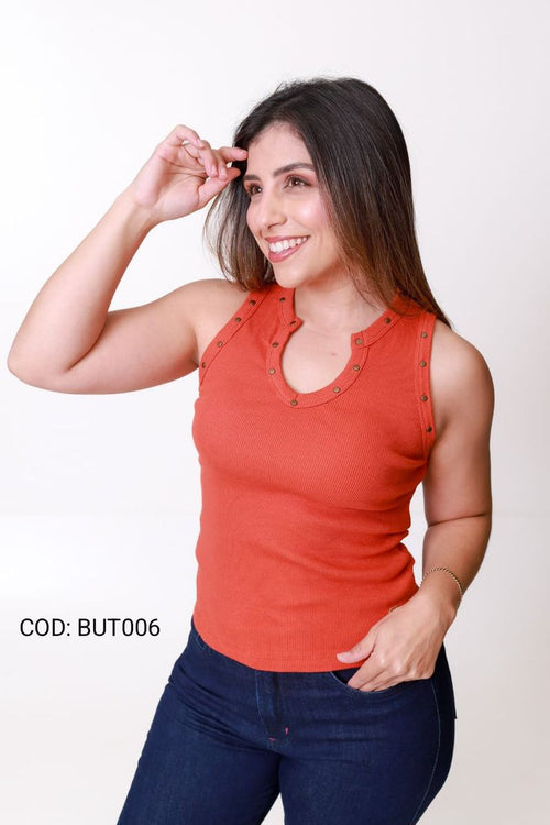 BLUSA DECOTE U